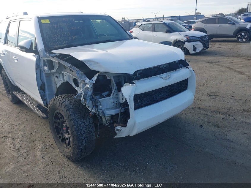 2015 Toyota 4Runner Sr5 V6 VIN: JTEBU5JR4F5248718 Lot: 12441500