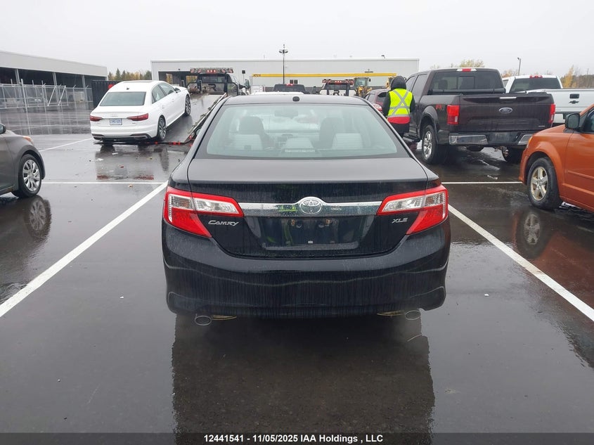 4T1BK1FK8CU516150 2012 TOYOTA CAMRY photo no. 16