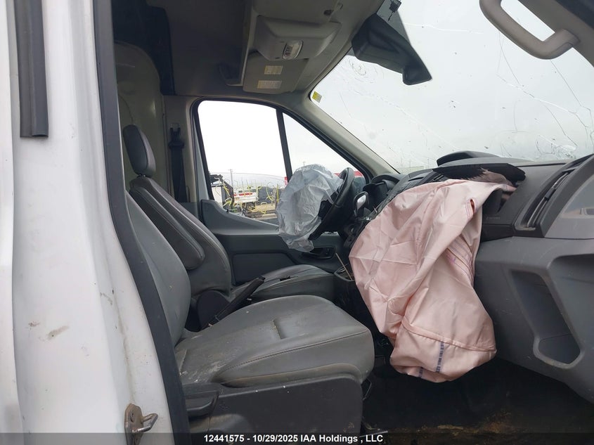 1FTYR1CM2JKB44474 2018 FORD TRANSIT photo no. 5