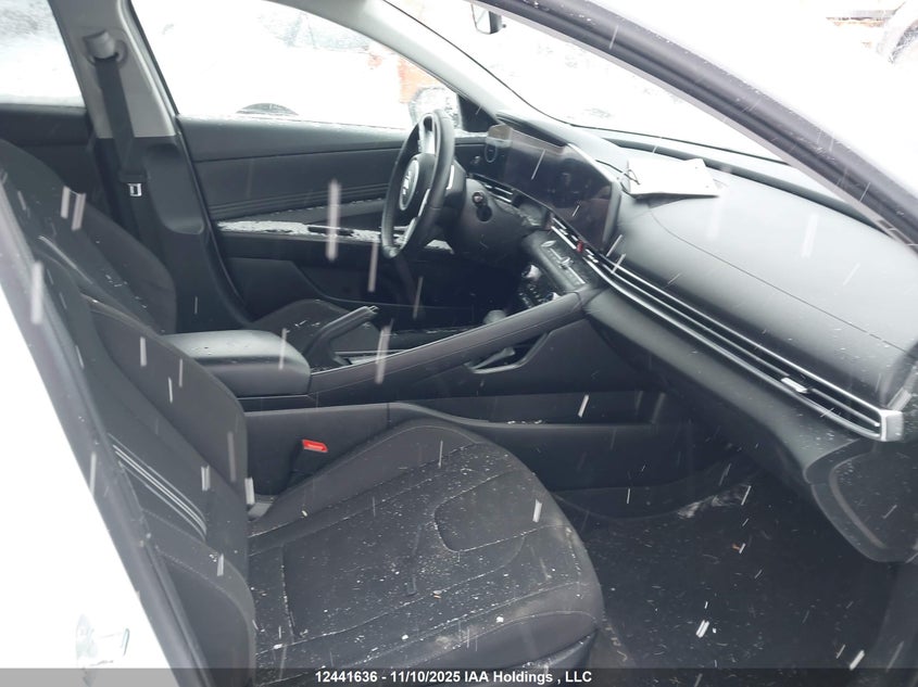 KMHLM4AGXPU483192 2023 HYUNDAI ELANTRA photo no. 5