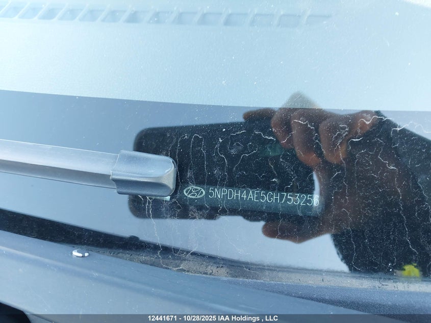 5NPDH4AE5GH753256 2016 HYUNDAI ELANTRA photo no. 19