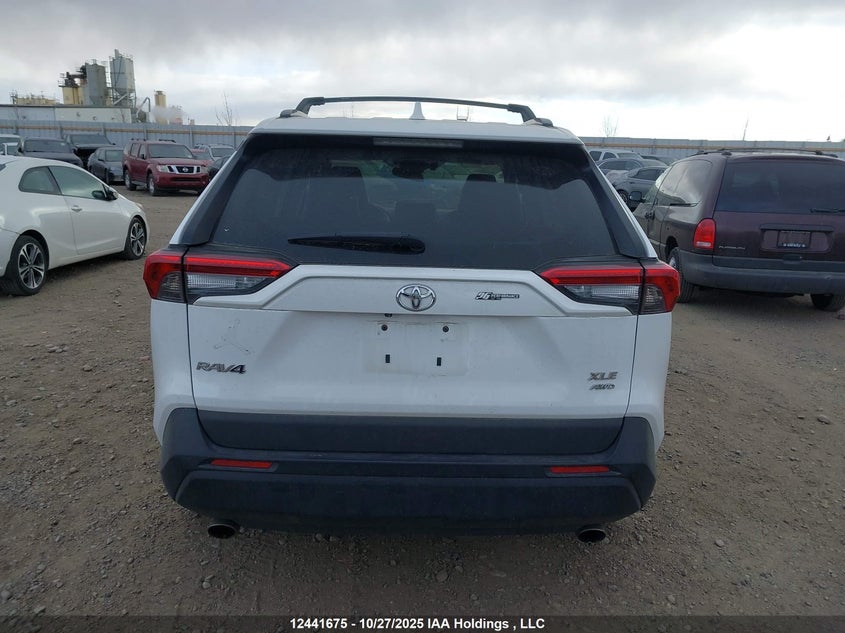 2019 Toyota Rav4 Xle/Xle Premium VIN: 2T3R1RFV8KW015906 Lot: 12441675