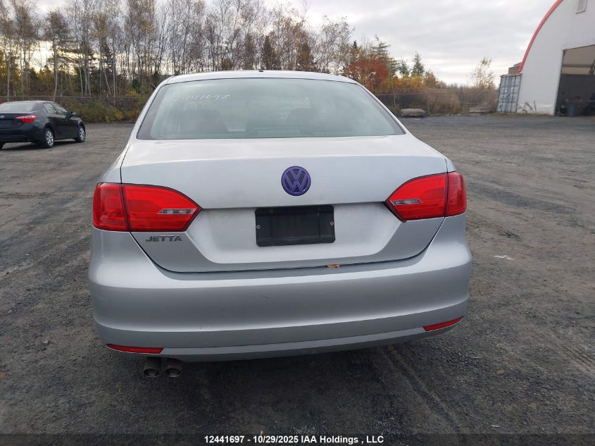 2012 Volkswagen Jetta 2.0L Comfortline VIN: 3VWDK7AJ4CM400878 Lot: 12441697