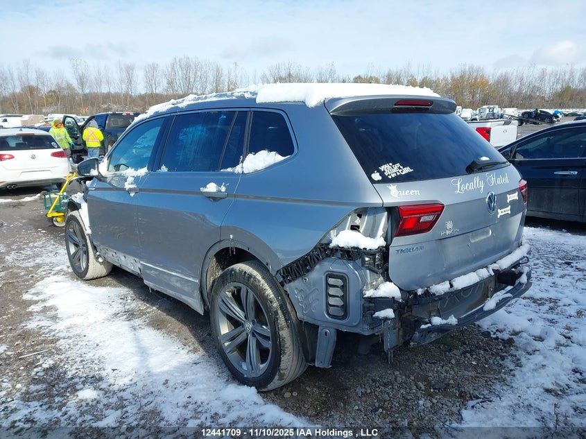 3VV4B7AX2MM068398 2021 VOLKSWAGEN TIGUAN photo no. 3