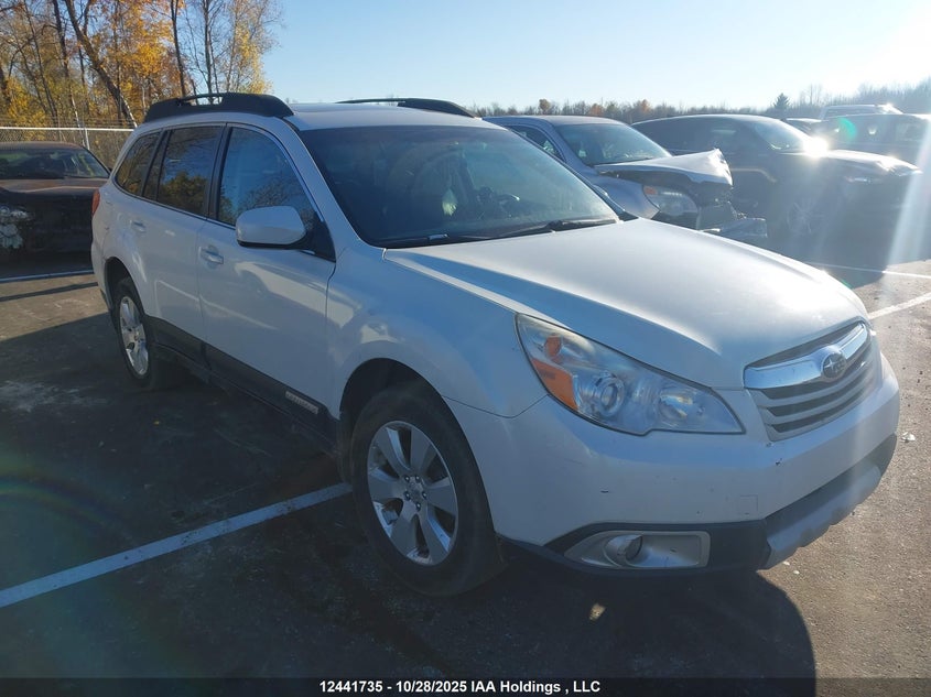 SUBARU OUTBACK