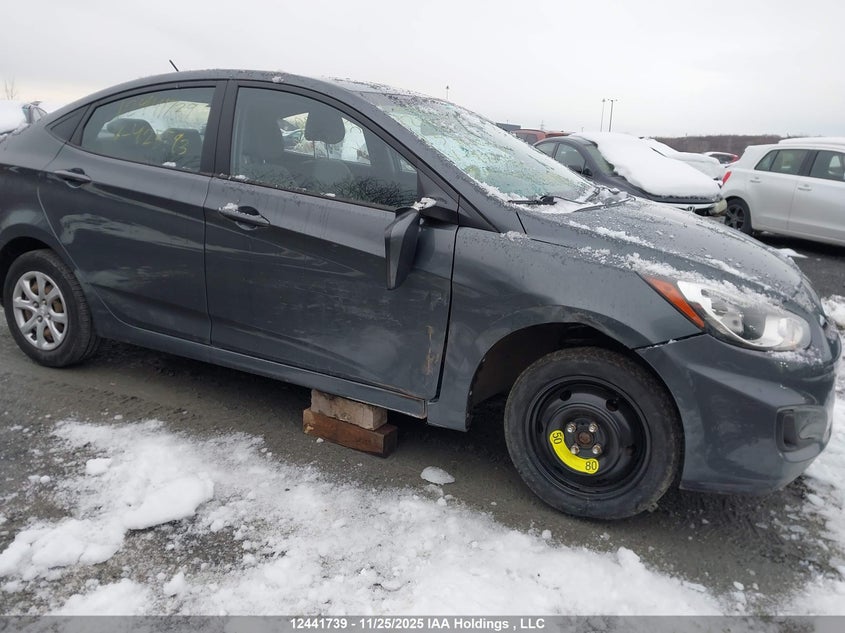 2013 Hyundai Accent Gls/Gs VIN: KMHCT4AE6DU425593 Lot: 12441739