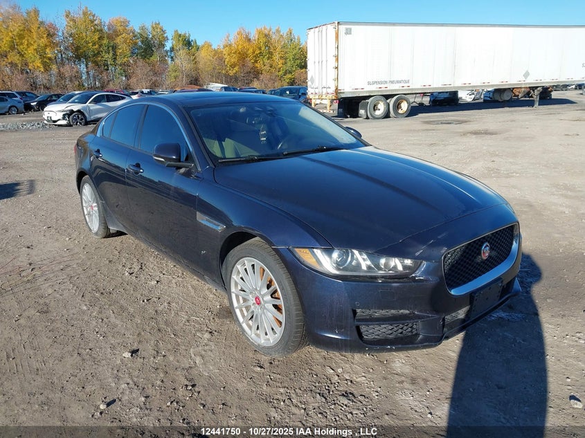 JAGUAR XE PREMIUM