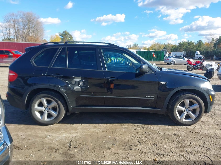 5UXFE43559L269616 2009 BMW X5 photo no. 14
