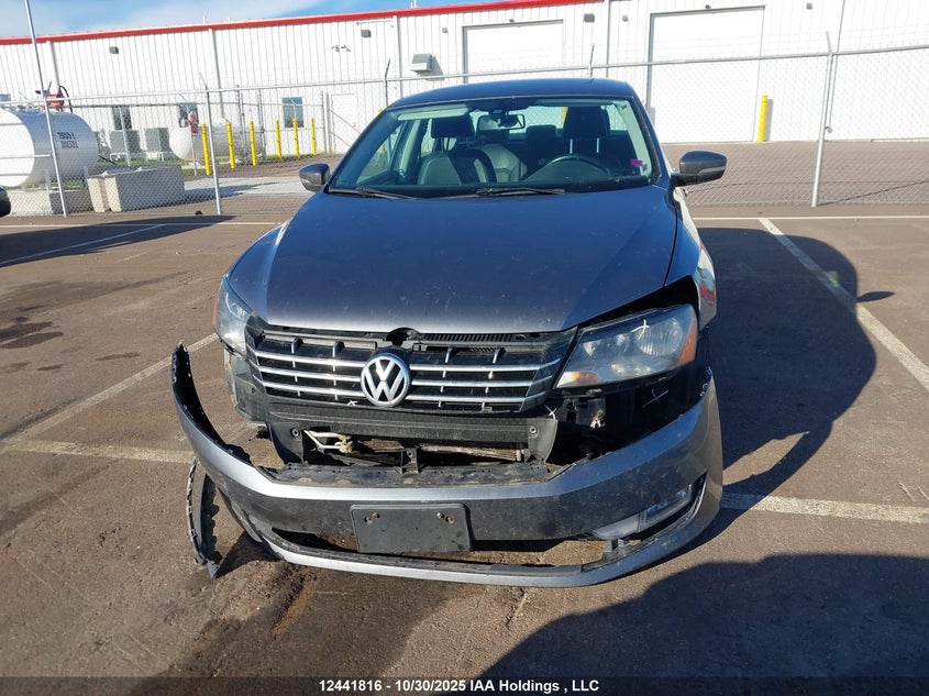 1VWBV7A39FC050380 2015 VOLKSWAGEN PASSAT photo no. 12