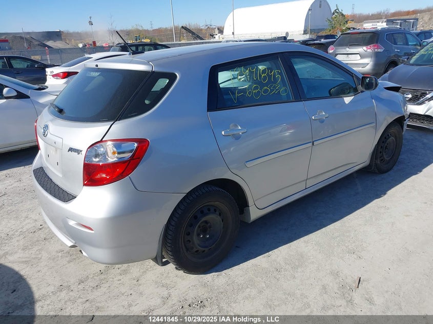 2T1KU4EE8BC680330 2011 TOYOTA MATRIX photo no. 4