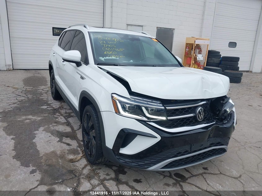 3VV4X7B25RM081965 2024 Volkswagen Taos Sel auction photo 1