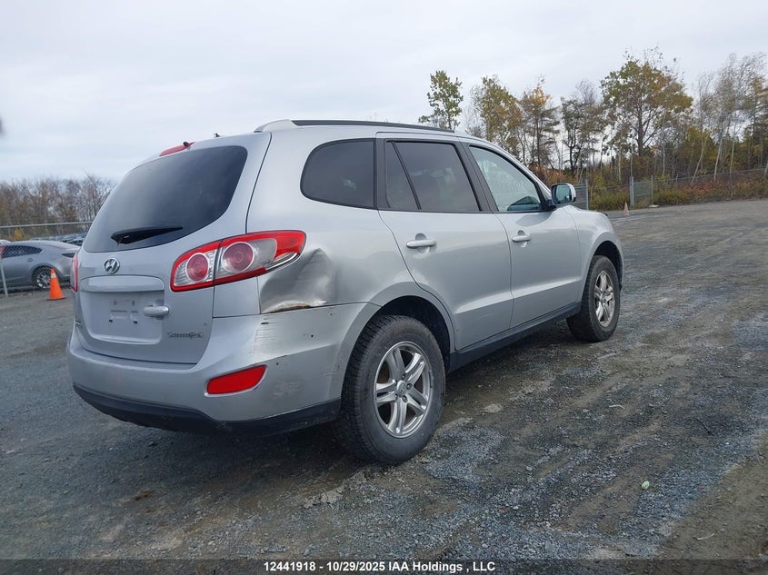 5NMSG3AB4AH337228 2010 HYUNDAI SANTA FE photo no. 4