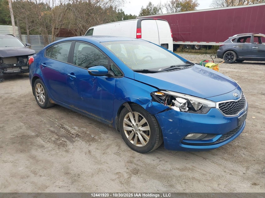 KNAFX4A63F5325881 2015 Kia Forte auction photo 1