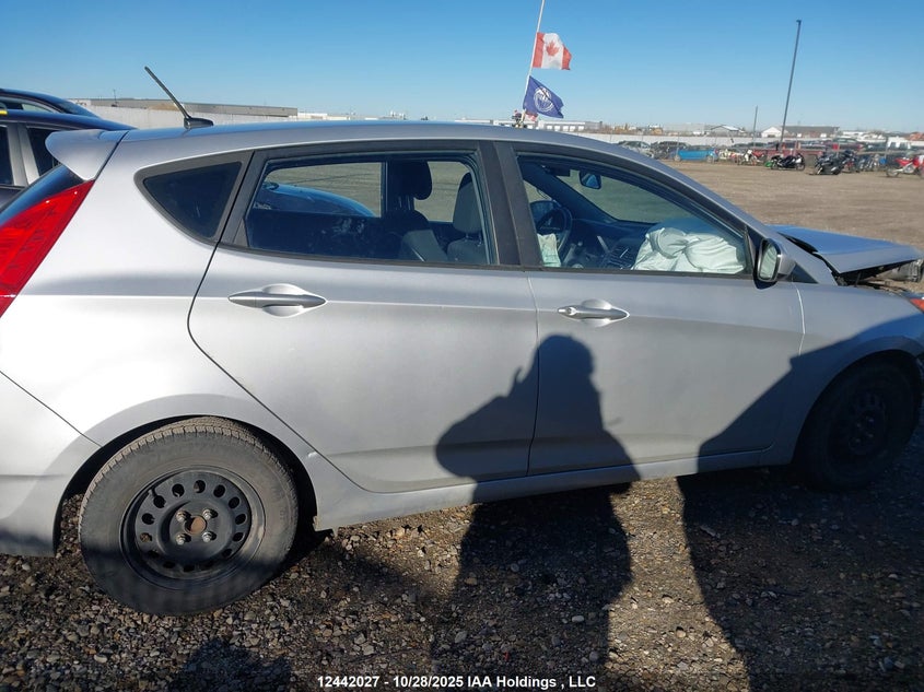 2013 Hyundai Accent Gls/Gs VIN: KMHCT5AE9DU093364 Lot: 12442027