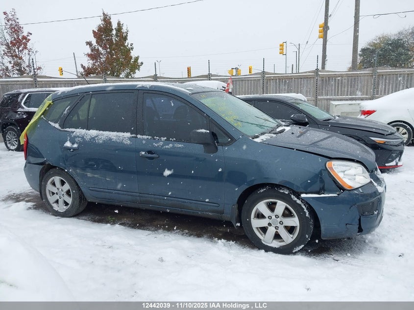 KNAFG528797289451 2009 KIA RONDO photo no. 13