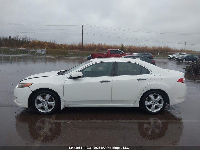 2010 Acura Tsx Premium/Technology Package VIN: JH4CU2F65AC801918 Lot: 12442051