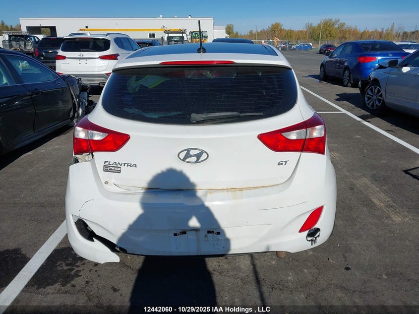 KMHD35LHXGU329472 2016 HYUNDAI ELANTRA photo no. 16