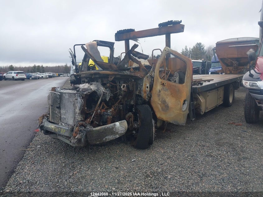 1FVACXDT6FHGP3871 2015   photo no. 2