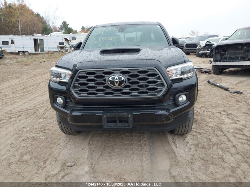2022 Toyota Tacoma Double Cab/Sr5/Trd Sport/Trd Off Road VIN: 3TYDZ5BN3NT011774 Lot: 12442143