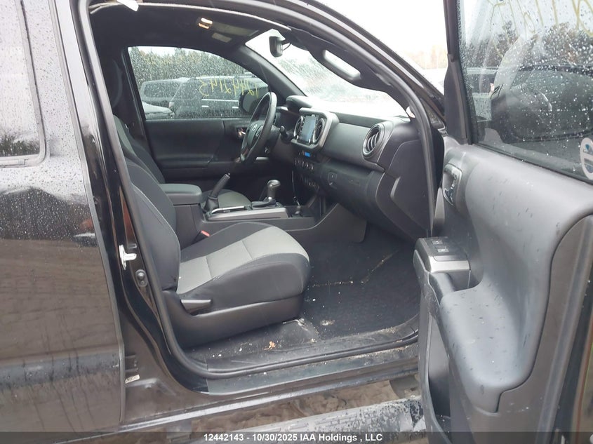 3TYDZ5BN3NT011774 2022 TOYOTA TACOMA photo no. 5