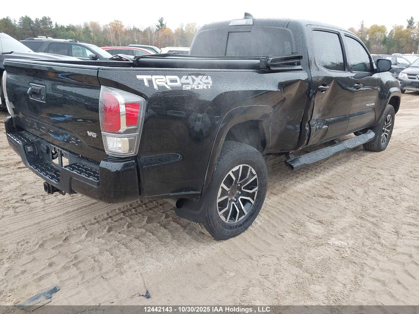 2022 Toyota Tacoma Double Cab/Sr5/Trd Sport/Trd Off Road VIN: 3TYDZ5BN3NT011774 Lot: 12442143