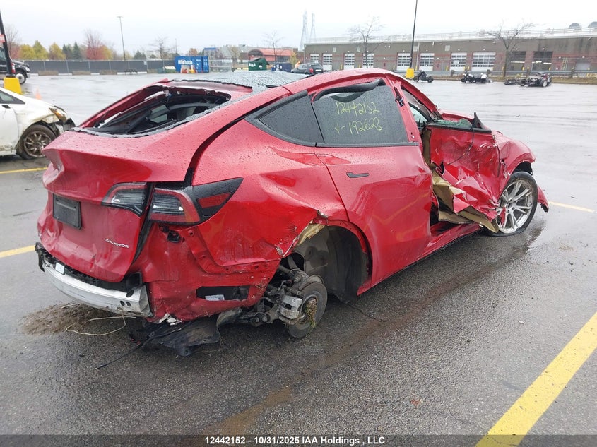 5YJYGDEE4MF192623 2021 TESLA MODEL Y photo no. 4
