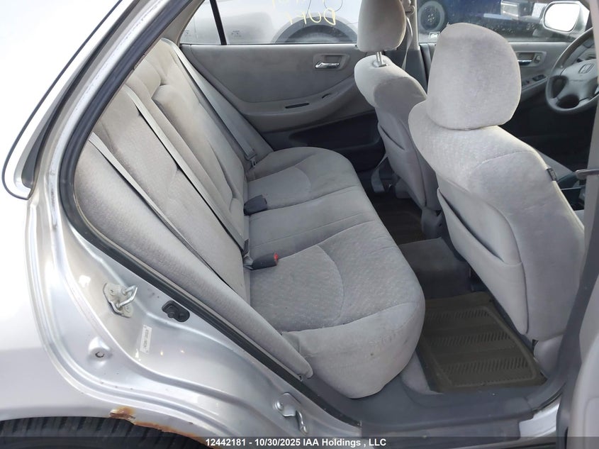 1HGCG16471A801630 2001 HONDA ACCORD photo no. 8