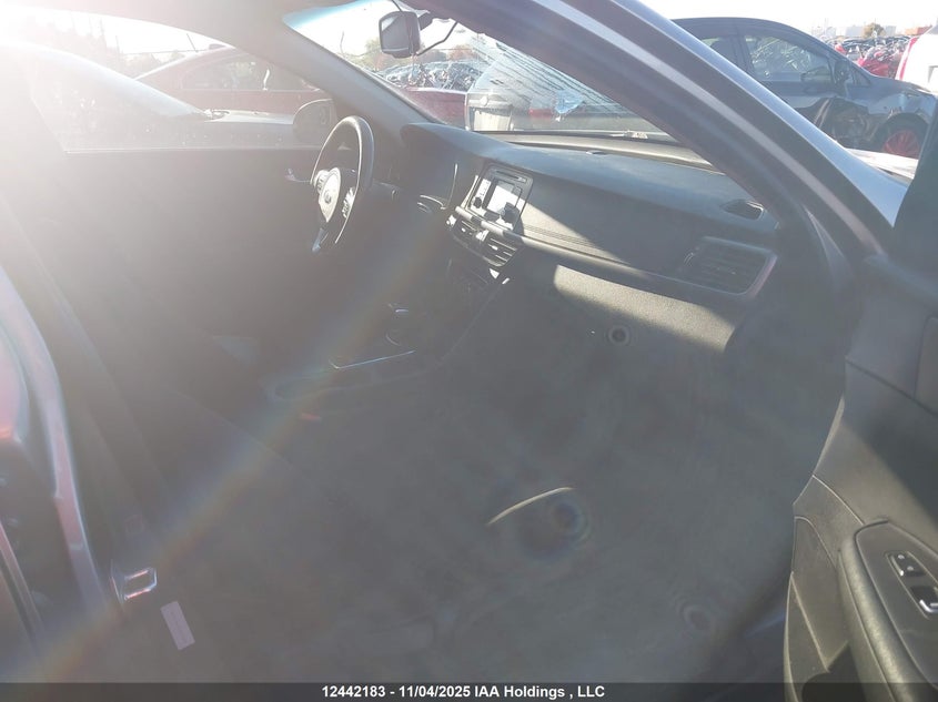 5XXGT4L3XHG127982 2017 KIA OPTIMA photo no. 5