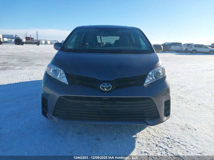 5TDZZ3DC7KS995623 2019 TOYOTA SIENNA photo no. 13