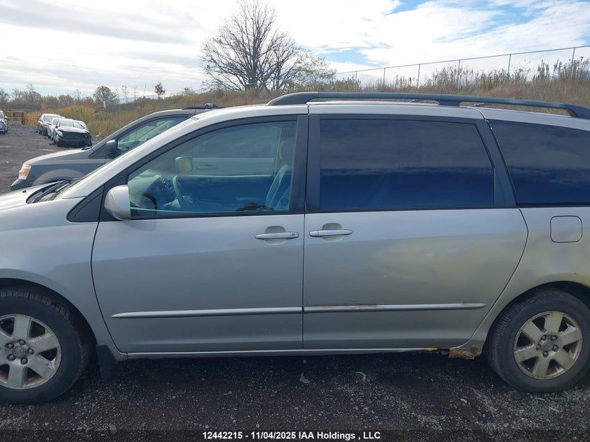 5TDZA23C24S048320 2004 TOYOTA SIENNA photo no. 14
