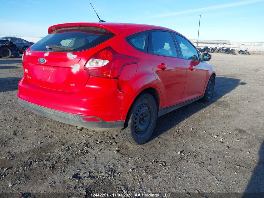 1FAHP3K27CL228665 2012 FORD FOCUS photo no. 4
