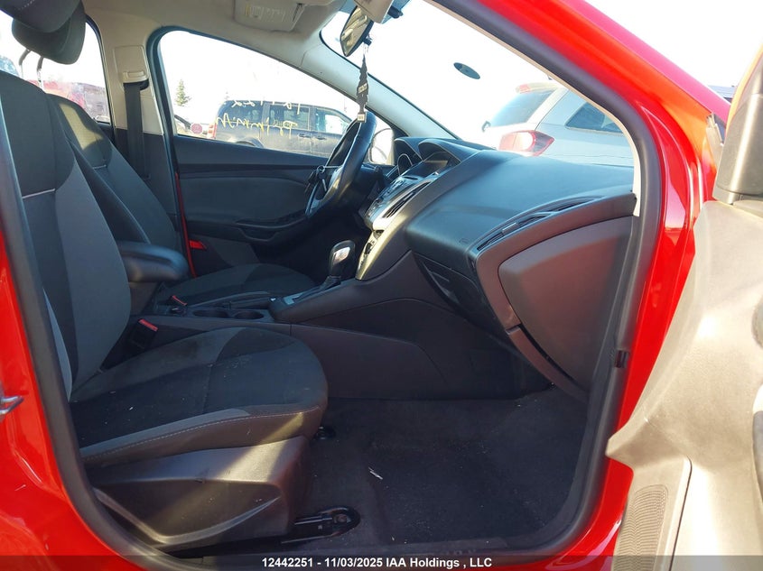 1FAHP3K27CL228665 2012 FORD FOCUS photo no. 5