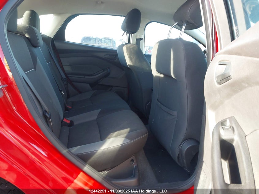 1FAHP3K27CL228665 2012 FORD FOCUS photo no. 8