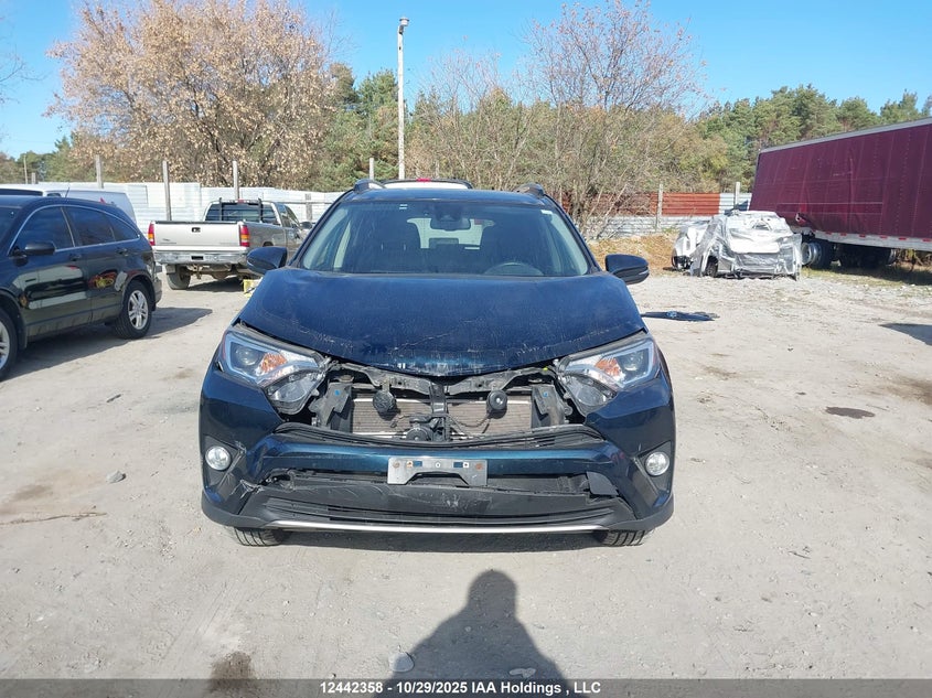 JTMRJREV8JD243000 2018 TOYOTA  photo no. 13