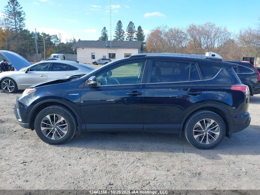 JTMRJREV8JD243000 2018 TOYOTA  photo no. 15