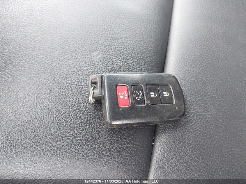 2017 Toyota Rav4 Limited/Se/Platinum VIN: 2T3DFREV7HW564096 Lot: 12442376