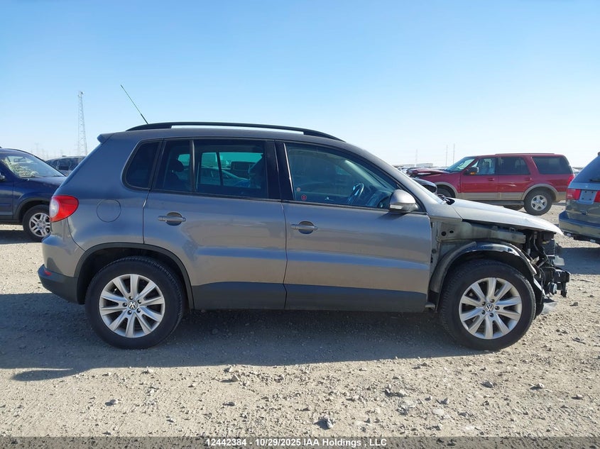 WVGBV7AX0AW514939 2010 VOLKSWAGEN TIGUAN photo no. 14