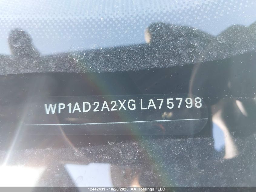 2016 Porsche Cayenne Gts VIN: WP1AD2A2XGLA75798 Lot: 12442431