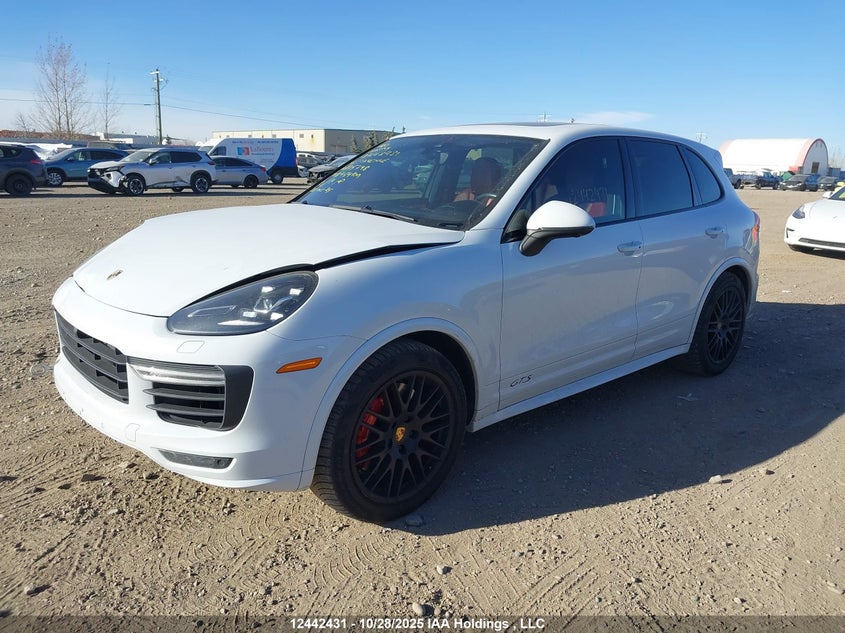WP1AD2A2XGLA75798 2016 PORSCHE CAYENNE photo no. 2