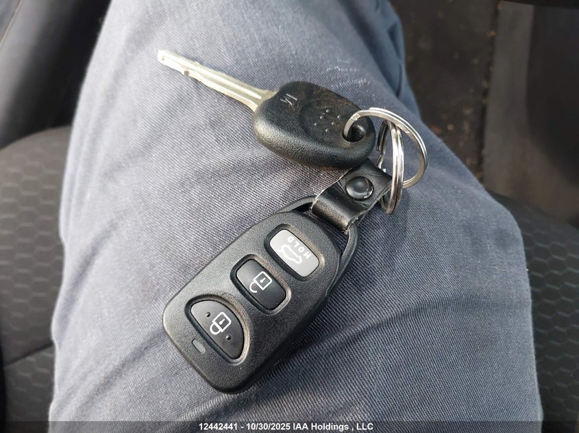 KMHD74LF5LU916024 2020 HYUNDAI ELANTRA photo no. 11