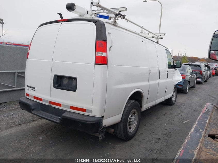 1GCWGAFF4G1239725 2016 CHEVROLET EXPRESS photo no. 4