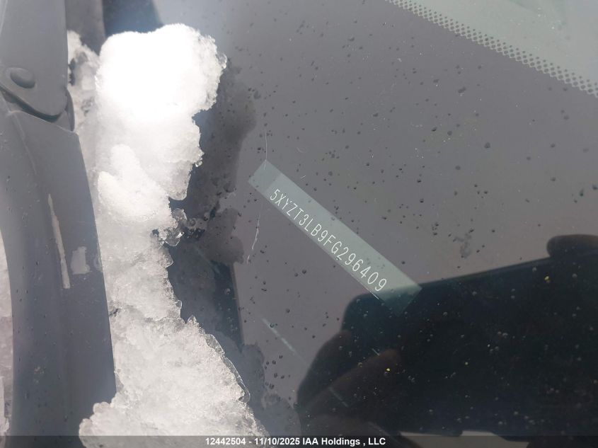 2015 Hyundai Santa Fe Sport 2.4 Base VIN: 5XYZT3LB9FG296409 Lot: 12442504