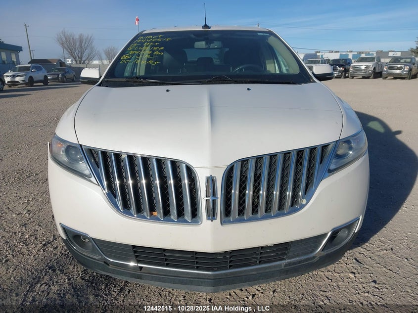2LMDJ8JK2DBL48187 2013 LINCOLN MKX photo no. 11