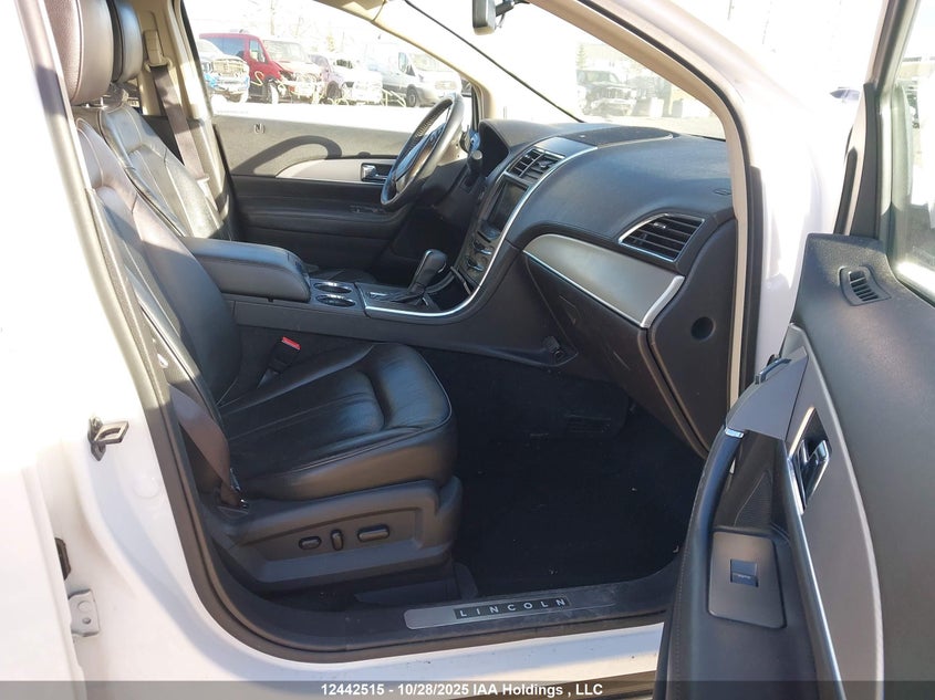 2LMDJ8JK2DBL48187 2013 LINCOLN MKX photo no. 5
