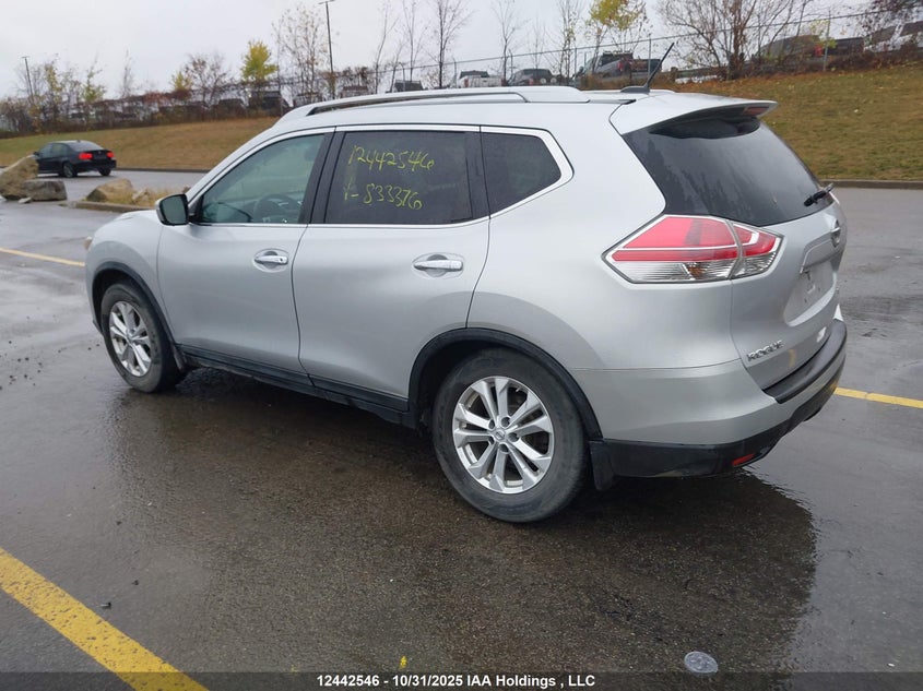 5N1AT2MV0FC833376 2015 NISSAN ROGUE photo no. 3