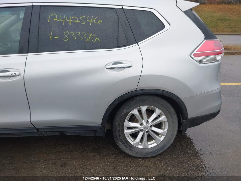 5N1AT2MV0FC833376 2015 NISSAN ROGUE photo no. 6
