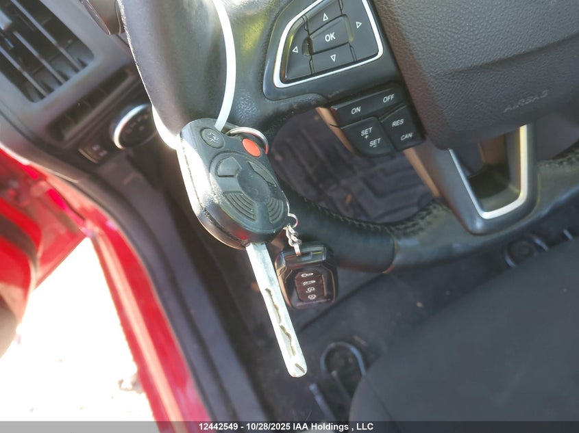 1FADP3F28FL331848 2015 FORD FOCUS photo no. 11