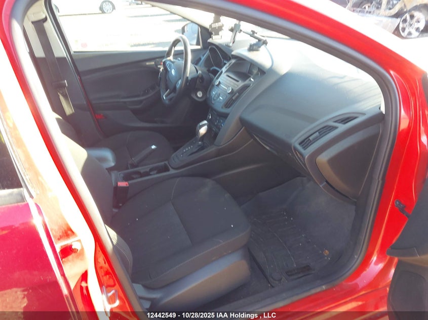 1FADP3F28FL331848 2015 FORD FOCUS photo no. 5