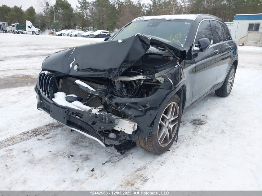 WDC0G4KB2HF131564 2017 MERCEDES-BENZ GLC photo no. 2