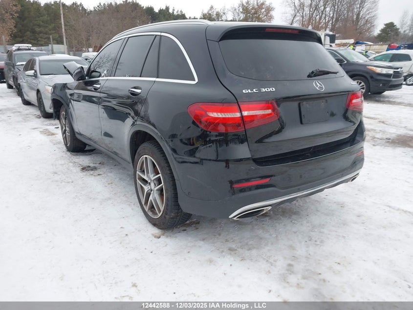 WDC0G4KB2HF131564 2017 MERCEDES-BENZ GLC photo no. 3
